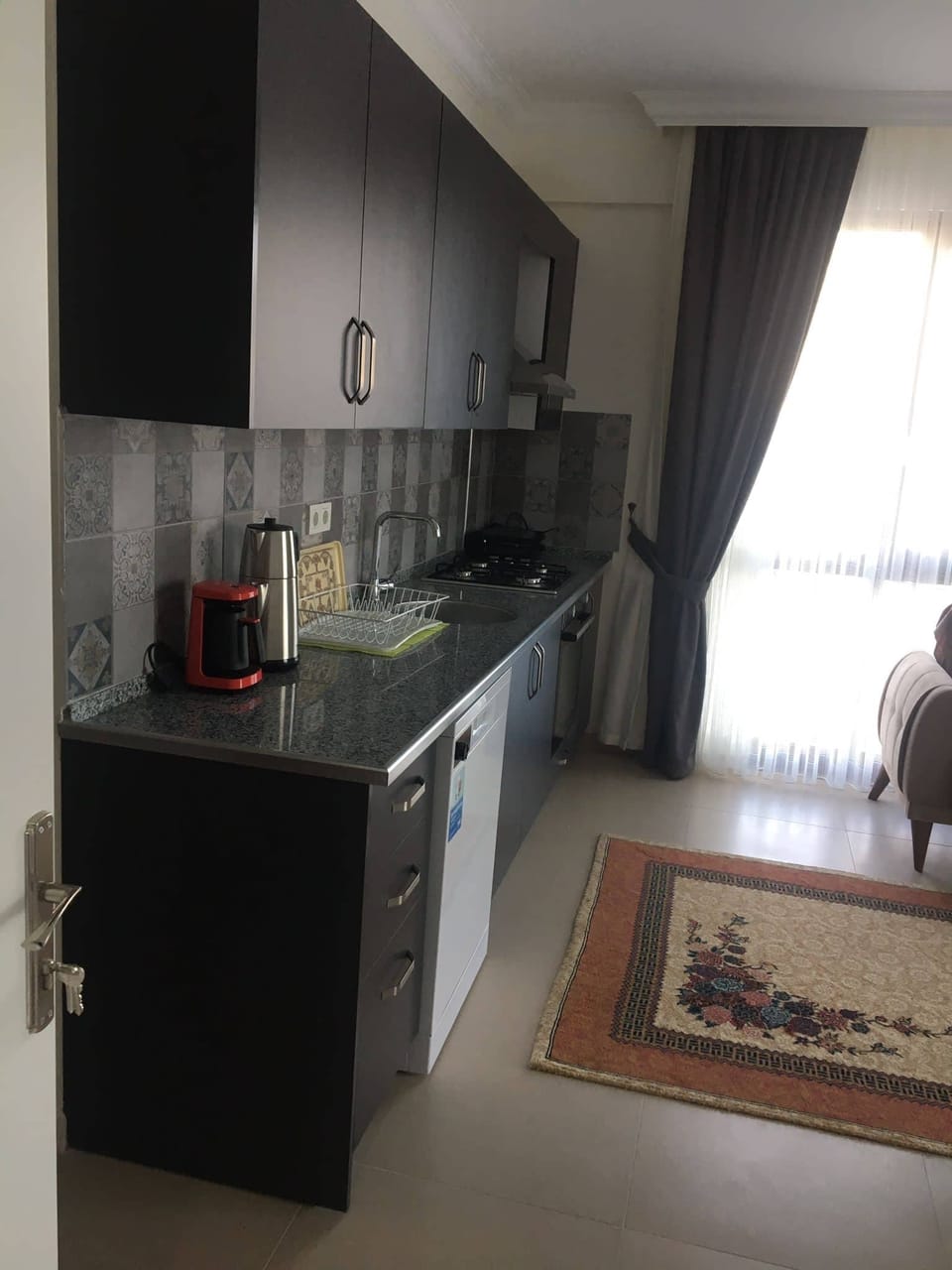 Family Studio, Balcony, Mountain View | Private kitchen