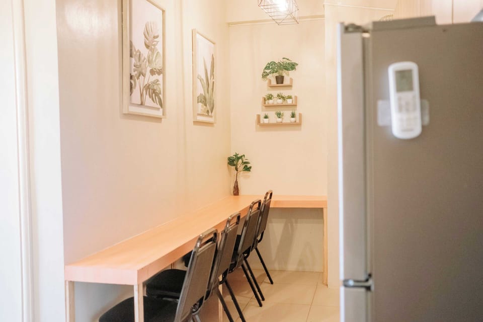 Condo, 2 Bedrooms, Garden View | Dining room