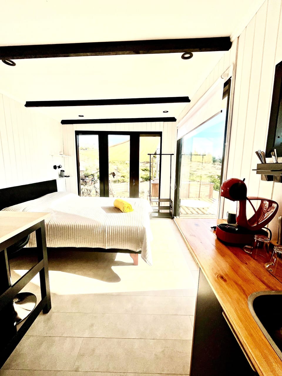 Comfort Suite, Non Smoking, Mountain View | 1 bedroom