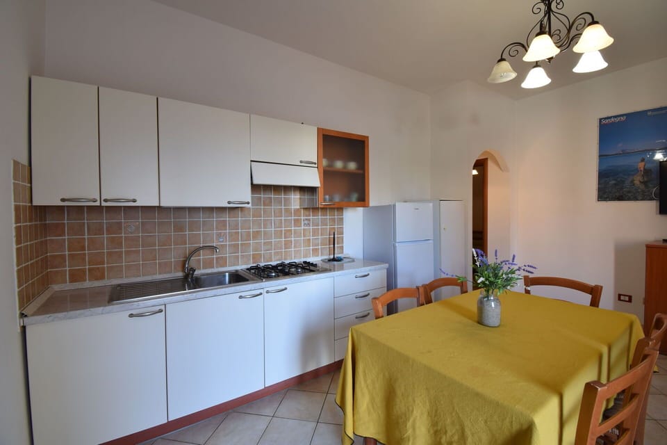 Autumn, Kitchen, Living Room, Spring, Summer