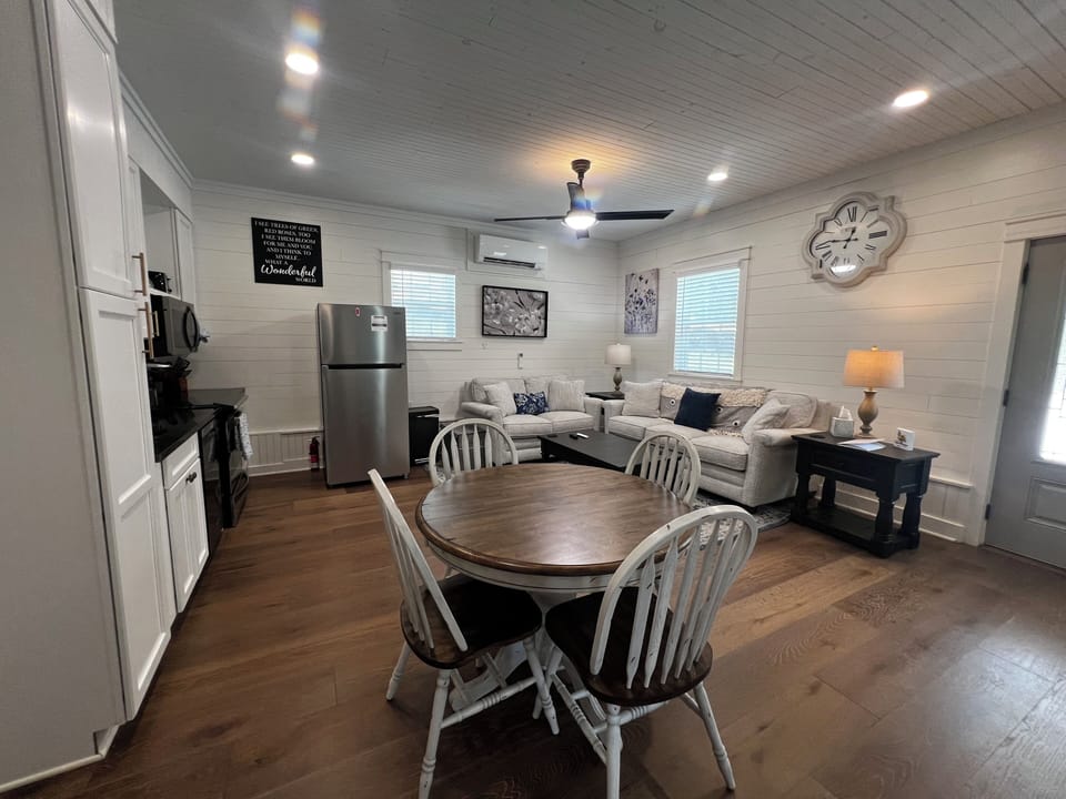 Kitchen/living room