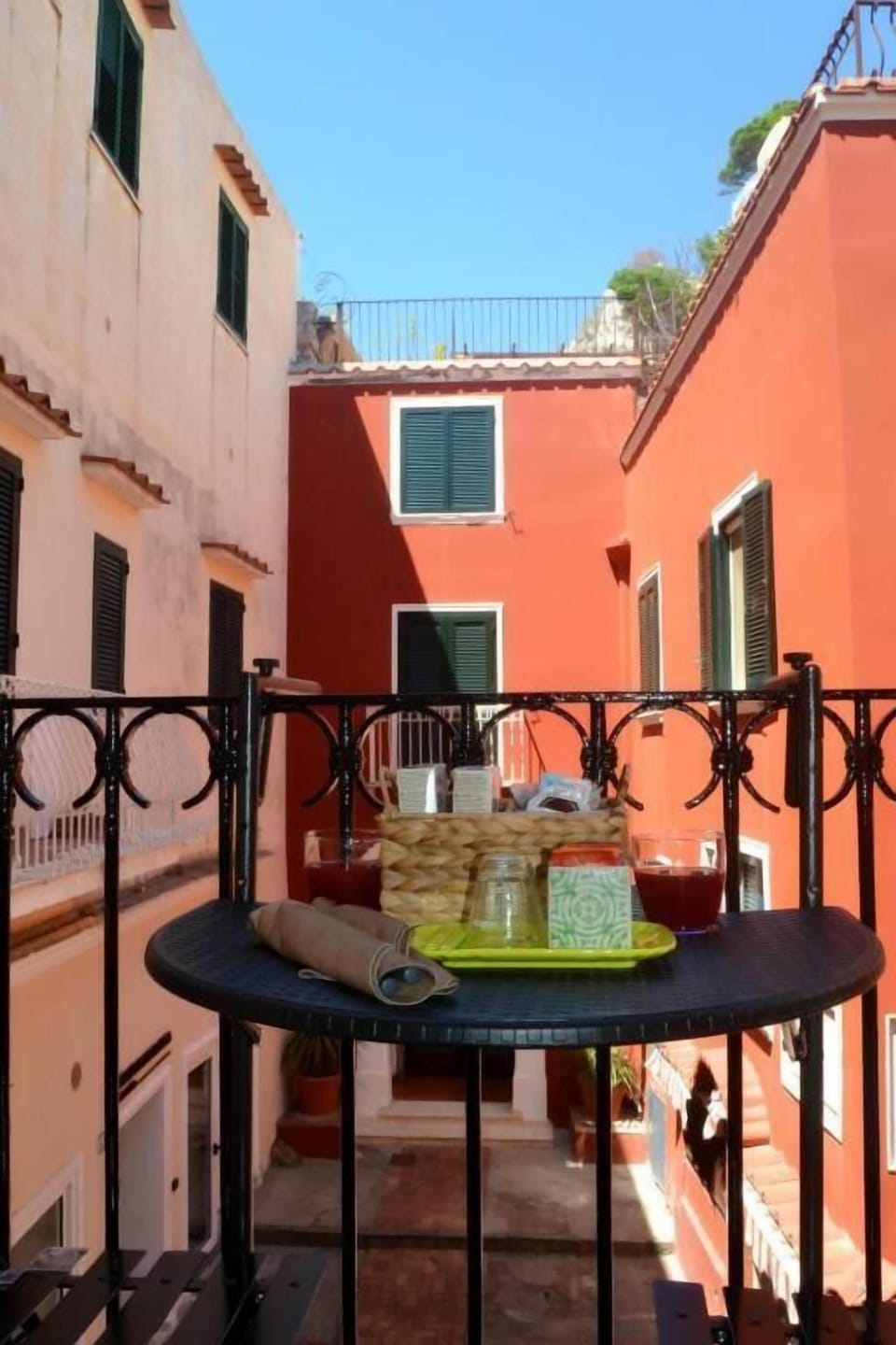 Classic Double Room, Balcony | WiFi (free)