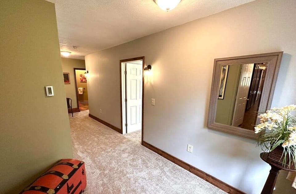 Main House Bedroom 3 / 4 Common Area