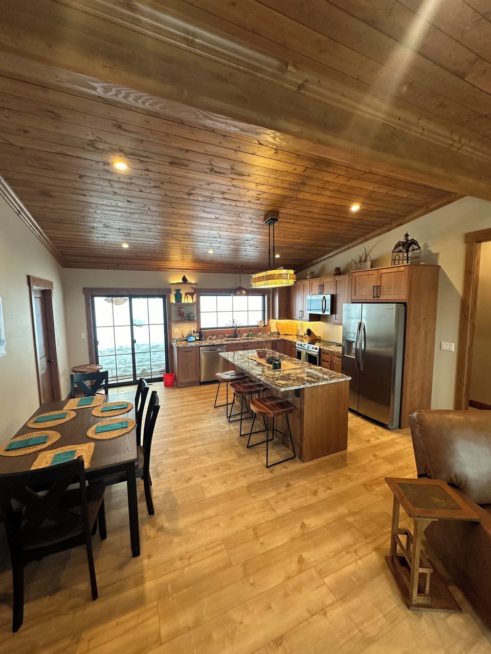 Kitchen/dinning 