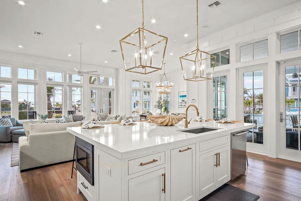 House (5 Bedrooms) | Interior