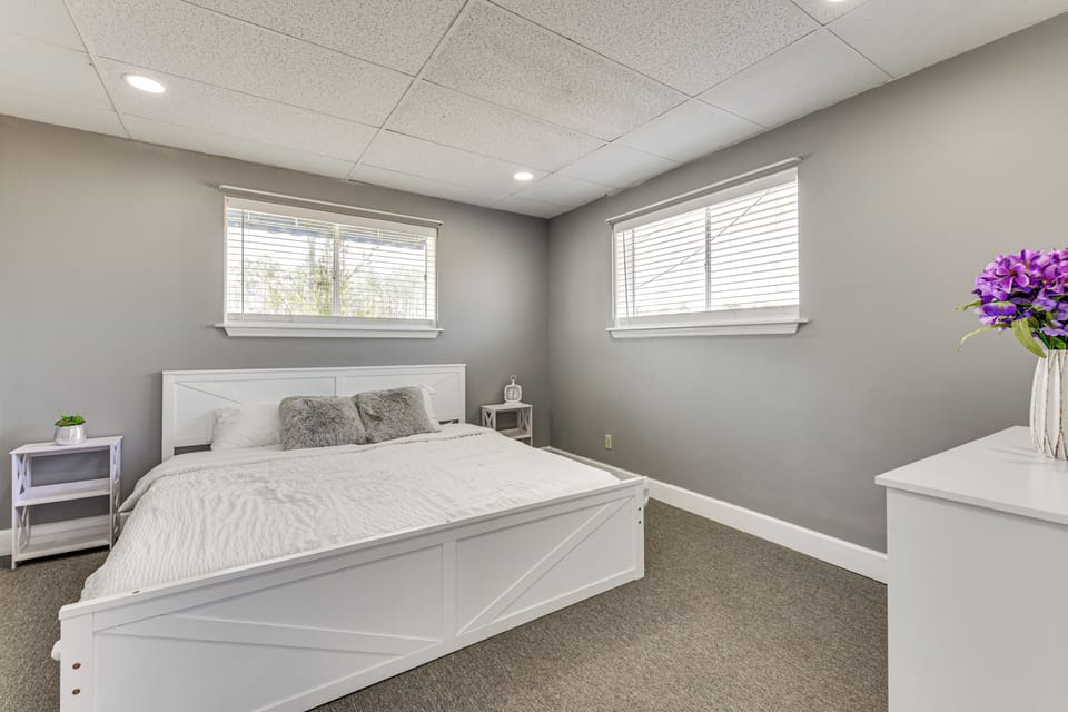 Bedroom 1 | King Bed | Linens Provided