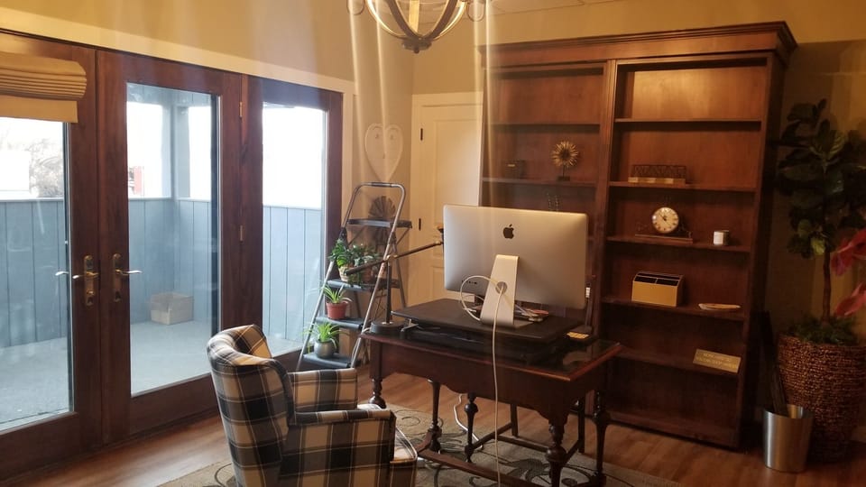 Nice Office with guest Murphy Bed