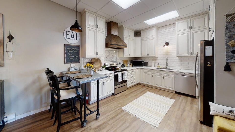 Open Kitchen
