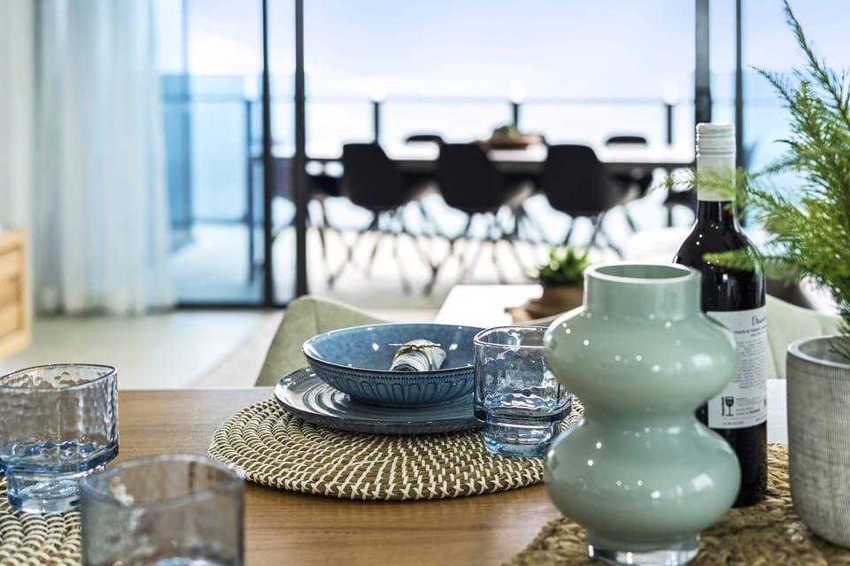 The elegant table set up