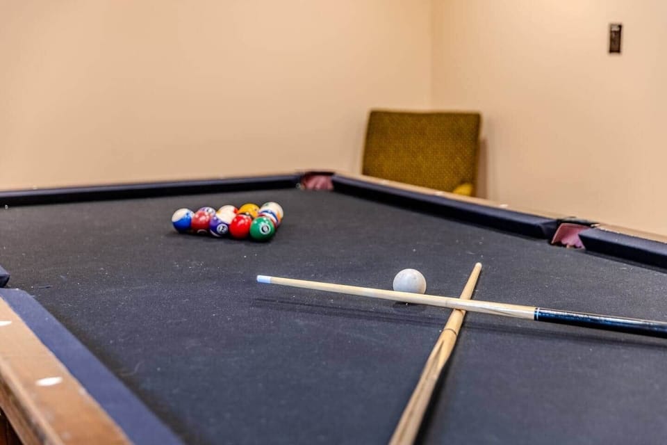 Oakland Bear Lair Game Room Pool Table at Deep Creek Lake vacation rental