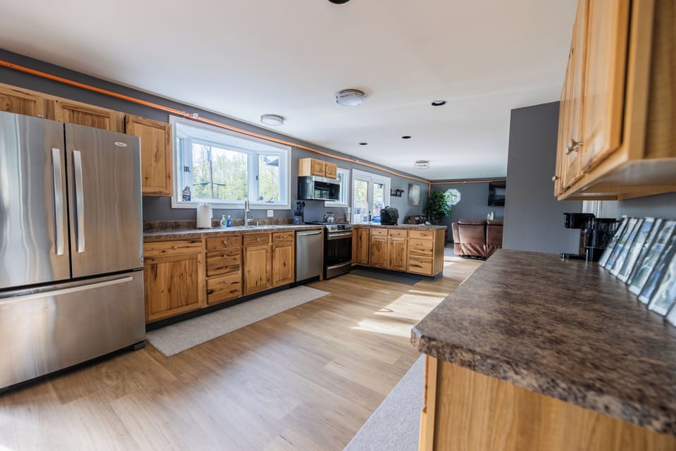 Oversized Fully Equipped Kitchen