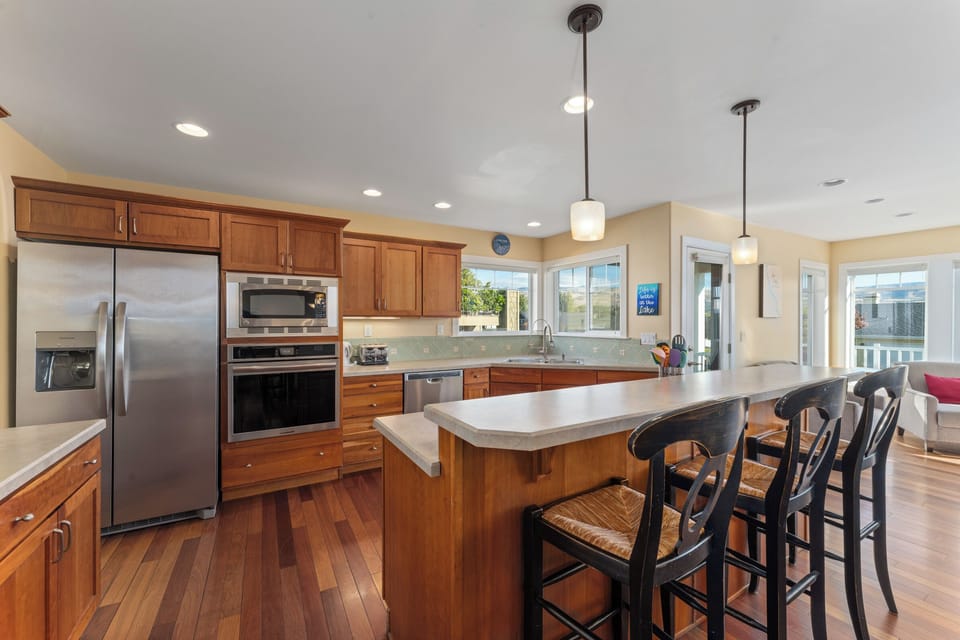 Fully Equipped Kitchen to meet all your cooking needs