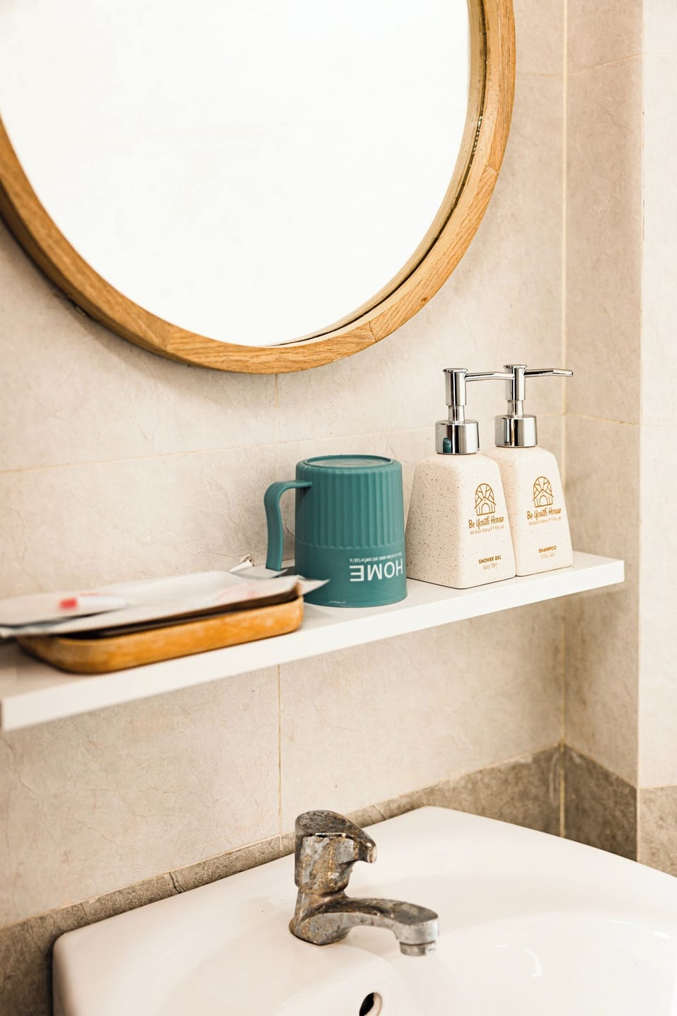 Deluxe Double Room, Garden View | Bathroom | Shower, free toiletries, hair dryer, slippers