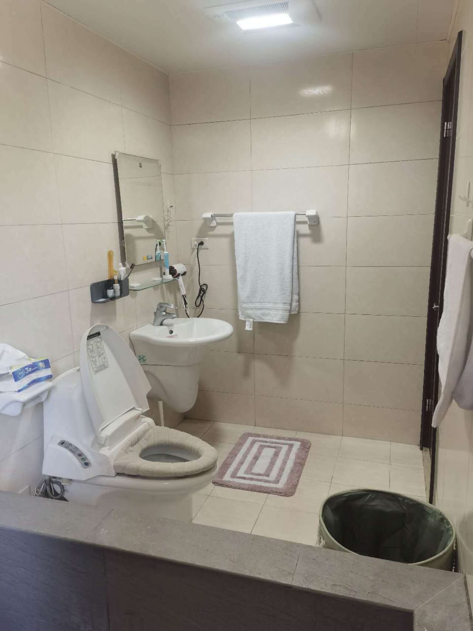 Suite, City View | Free WiFi