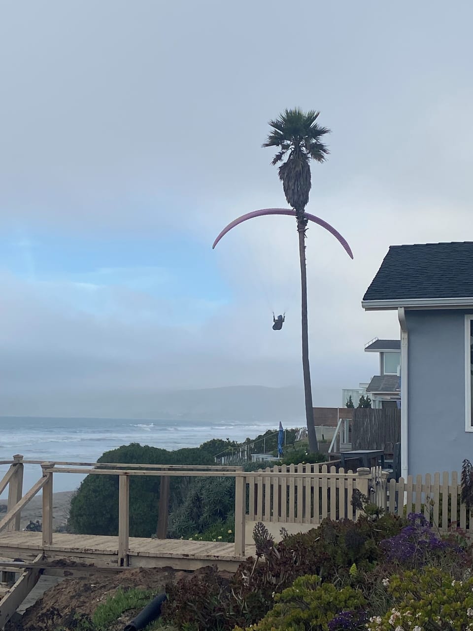 ‘Hang Glider Hill’ is nearby, paragliders are often seen  floating to the beach