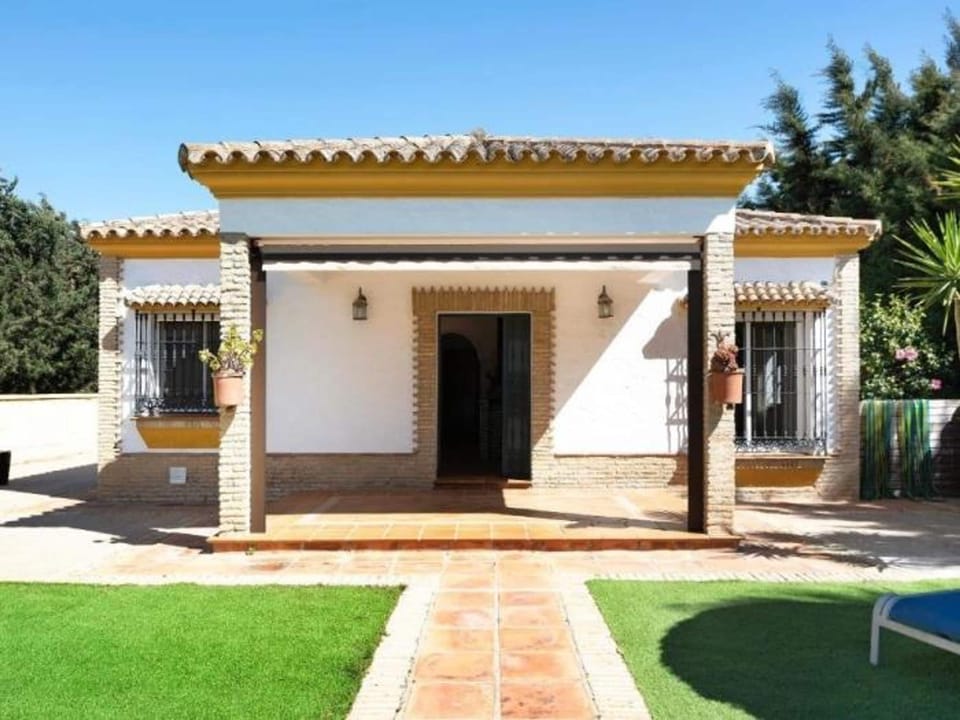 House, Smoking | 3 bedrooms