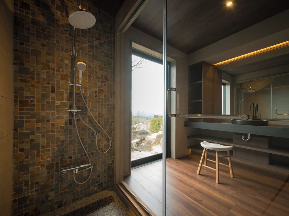 [Kareigawa] 4beds with open-air bath, Non Smoking | Bathroom | Separate tub and shower, spring water tub, free toiletries, hair dryer