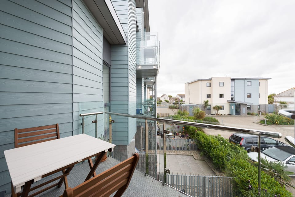 41 Tre Lowen, Newquay: Private balcony