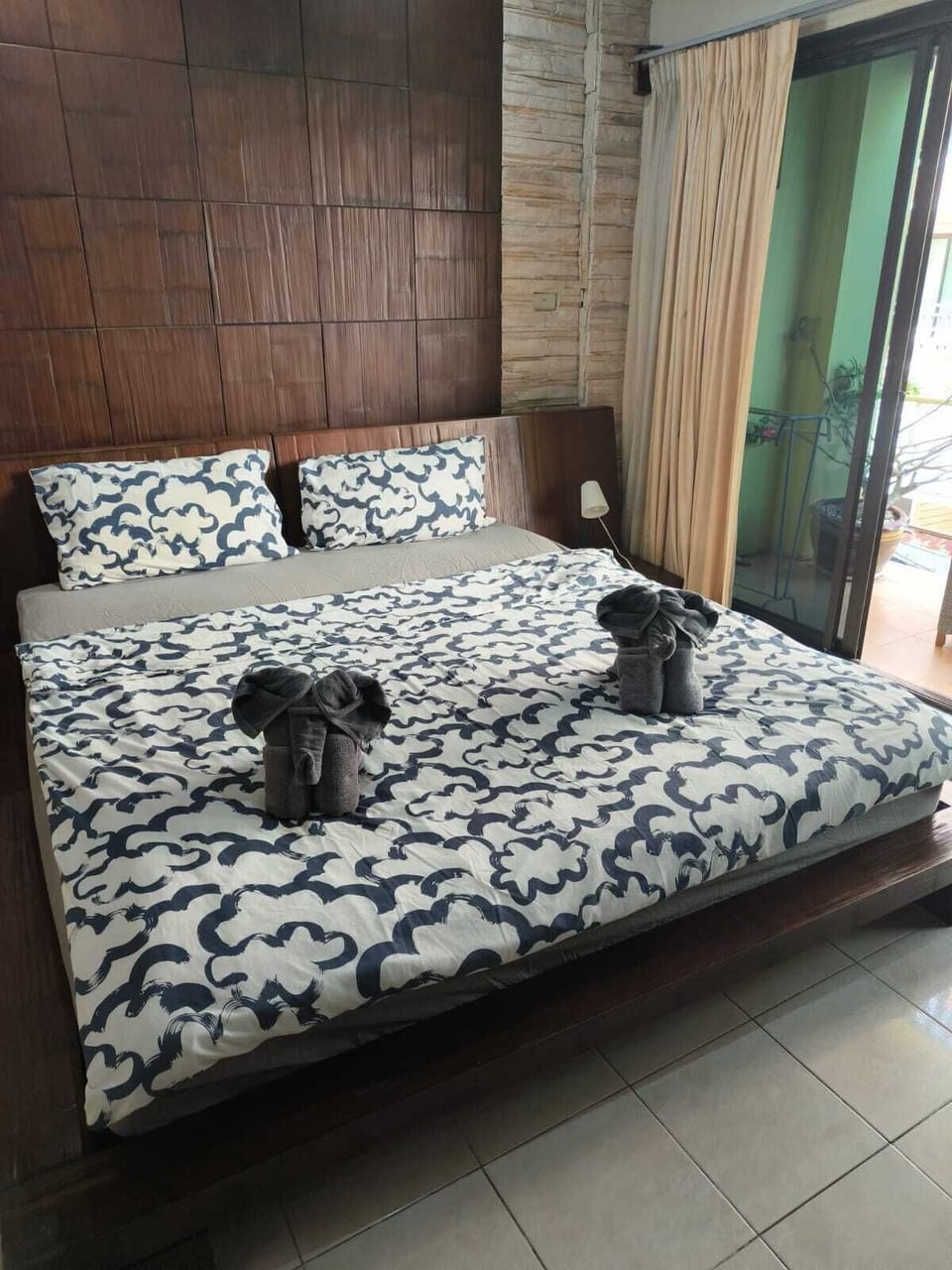In-room safe, soundproofing, free WiFi