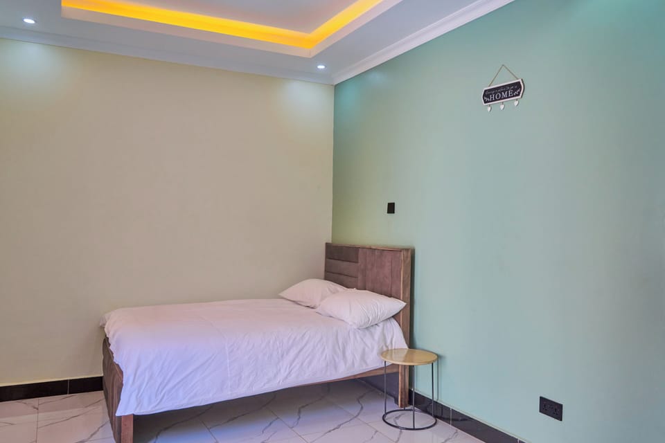 Room | Free WiFi