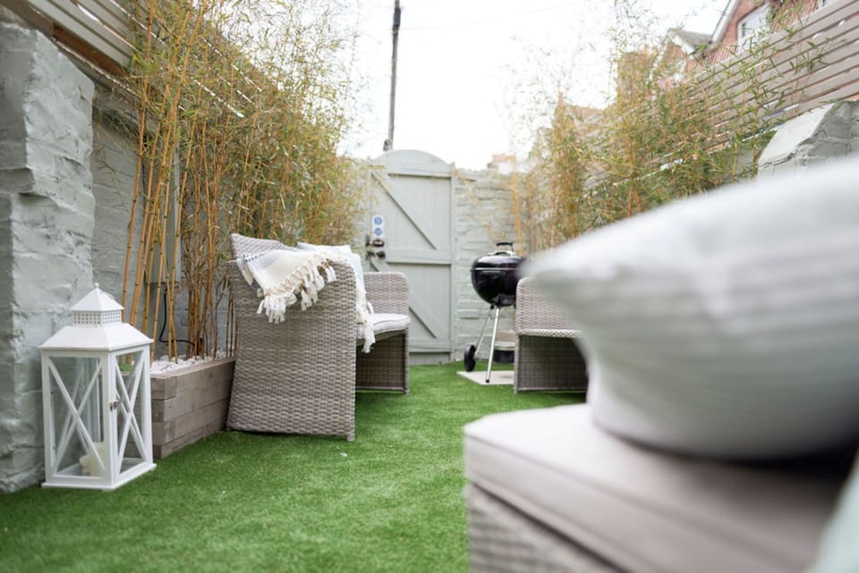 The garden at Driftwood House, Dorset