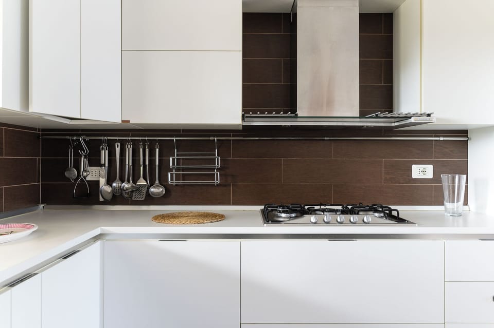 Deluxe Villa, Pool View | Private kitchen