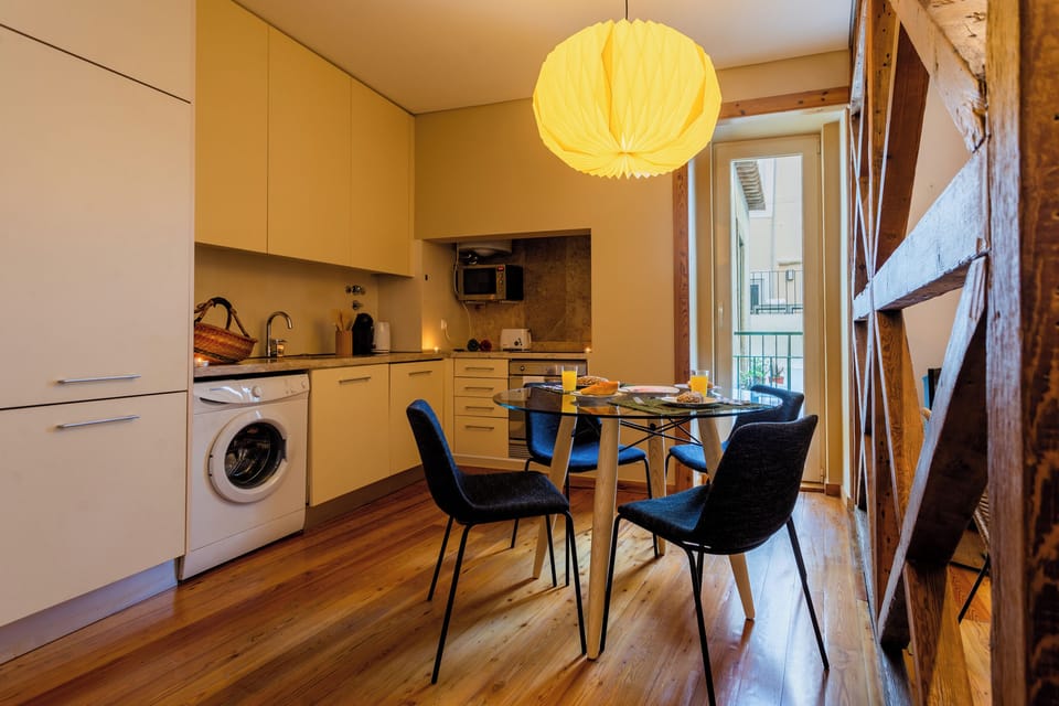 Apartment, 2 Bedrooms, Non Smoking | Private kitchen | Electric kettle, toaster