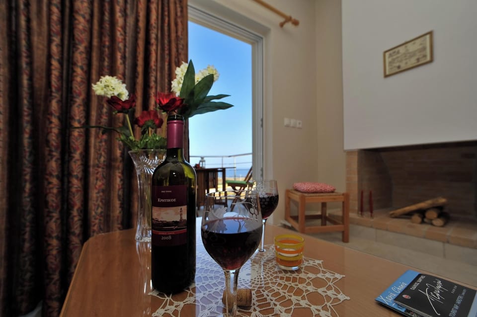 Comfort Villa, Sea View | Living area | 32-inch Smart TV with satellite channels