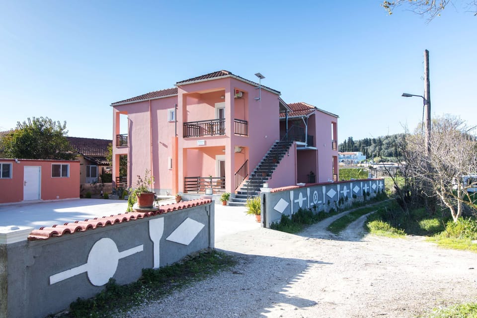 House | Internet
