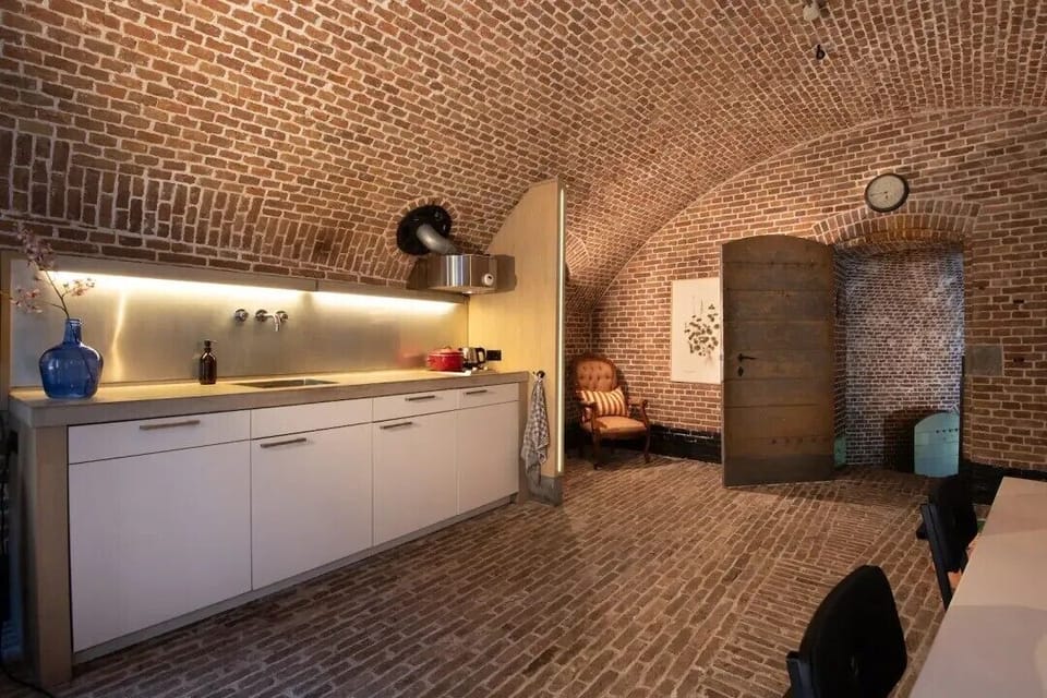 Quadruple Room | In-room dining