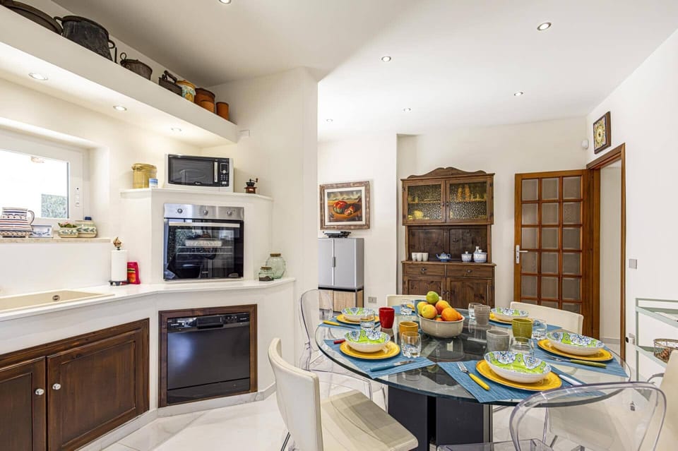 Villa Sacramento image