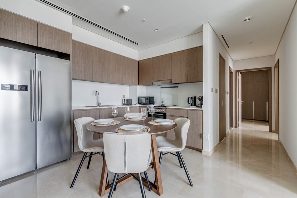 Luxury Apartment, Balcony, City View | Private kitchen | Electric kettle