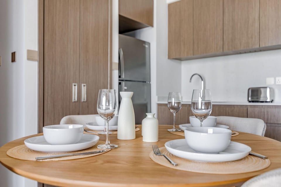 Superior Apartment, Balcony, City View | Private kitchen | Electric kettle
