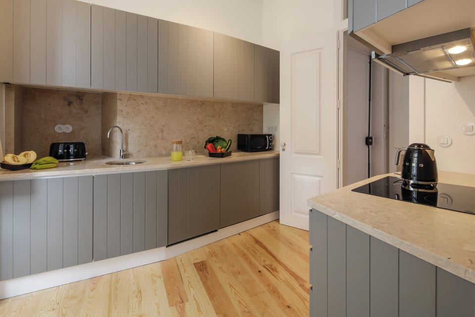 Apartment | Private kitchen | Electric kettle, toaster