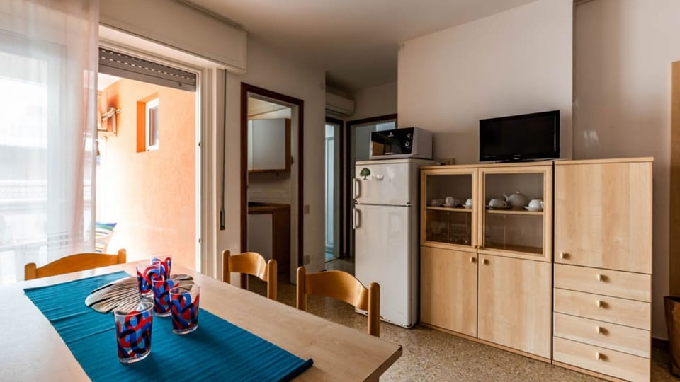 Apartment, 2 Bedrooms, Terrace | Interior