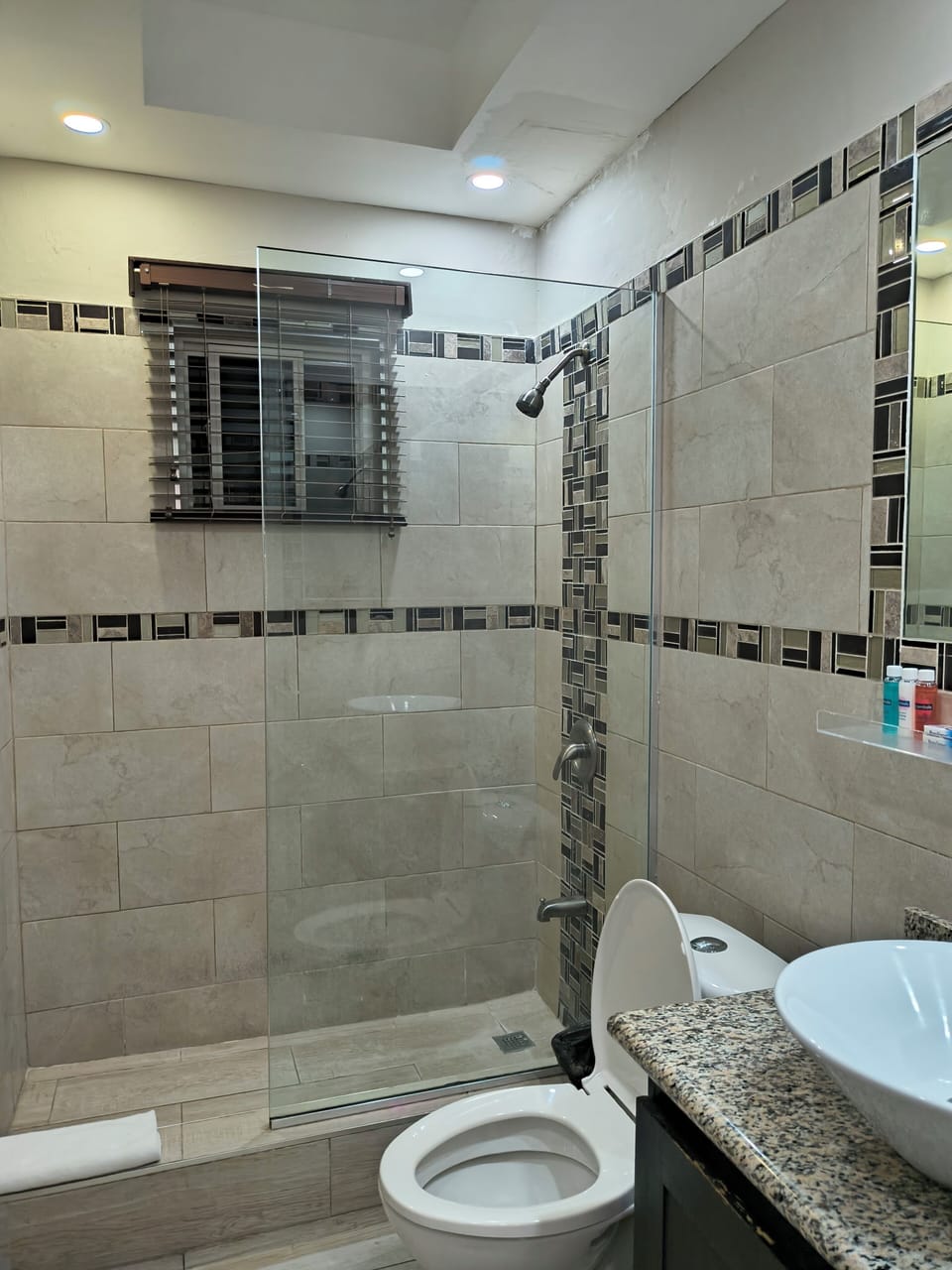Premium Studio, Kitchen | Bathroom | Shower, hair dryer, towels, soap