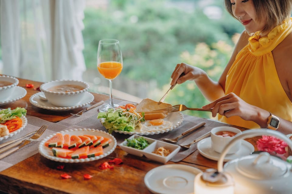 Free daily local cuisine breakfast