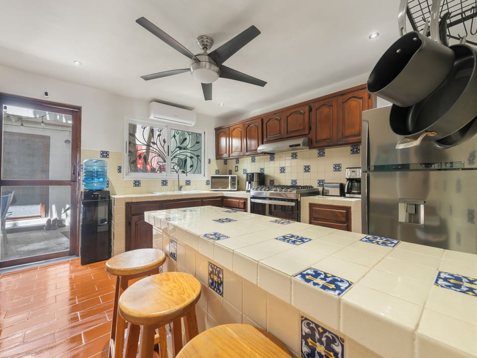 Shared Kitchen (1)