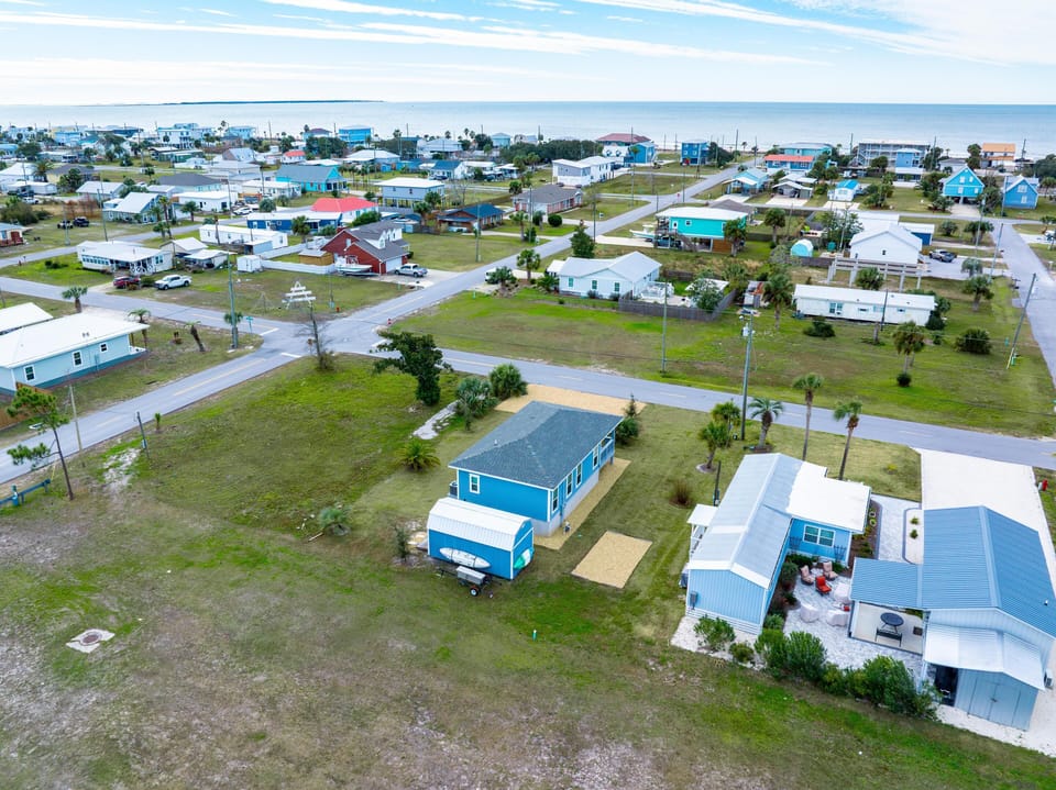 House, 2 Queen Beds (Sea La) | Aerial view