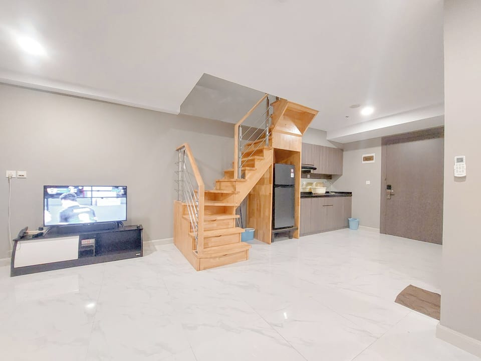 Standard Apartment | Living room