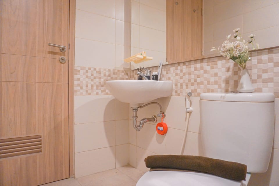 Modern 2Br Apartment Tamansari Iswara Apartment in West Java