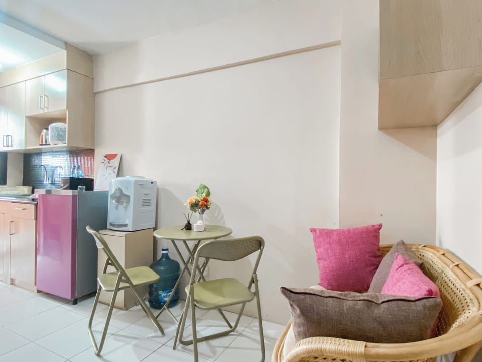 Standard Apartment | Living room