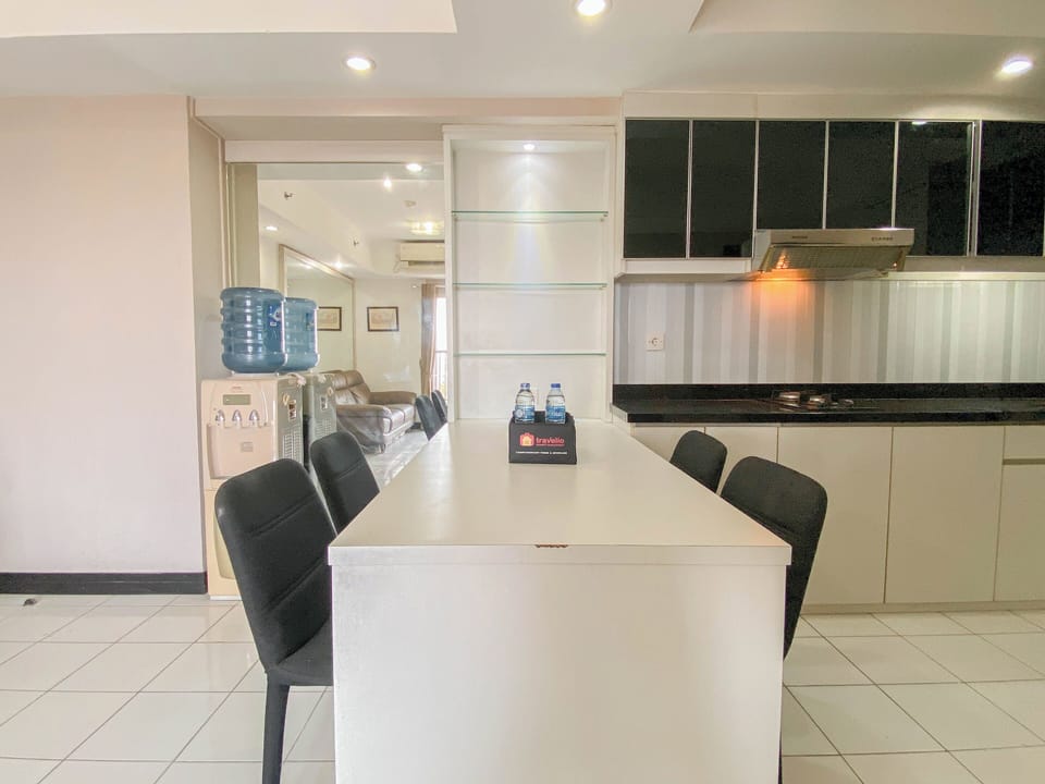 Standard Apartment | Dining room