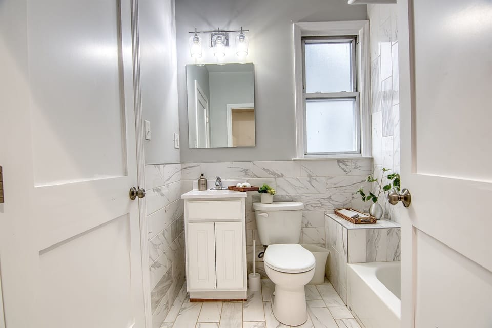 Bathroom with tub