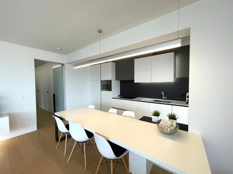 Apartment | Dining