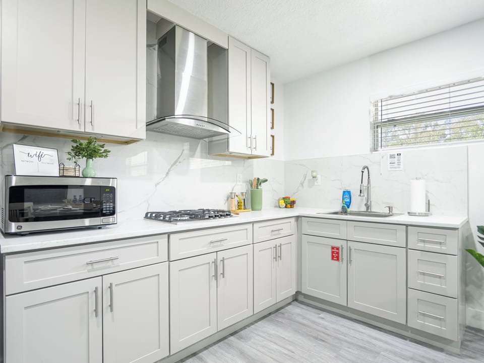 Kitchen Full View