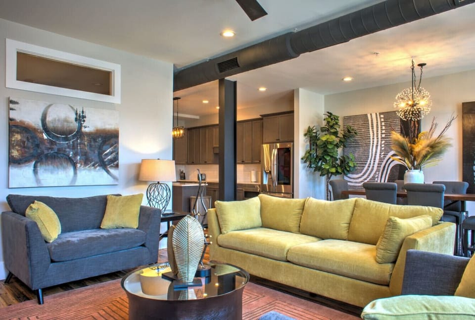 Additional Living Room Pic