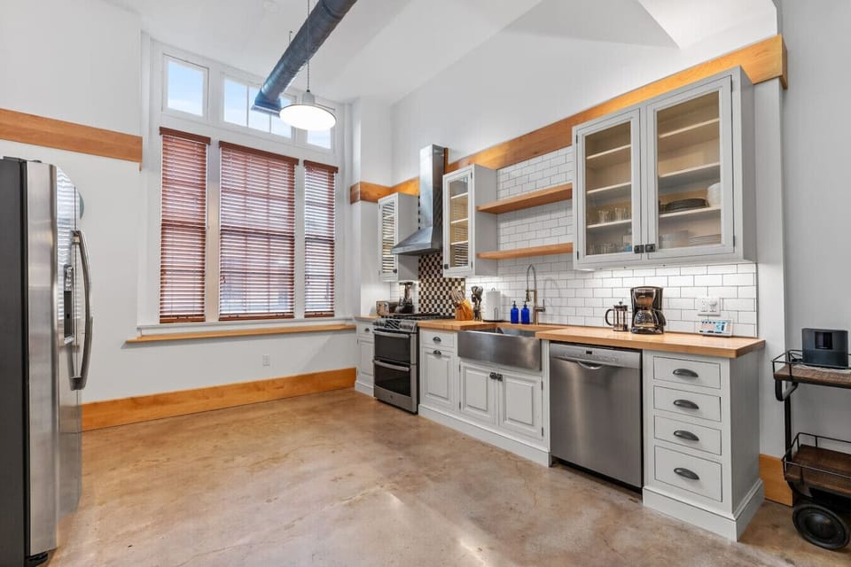 Additional Kitchen View