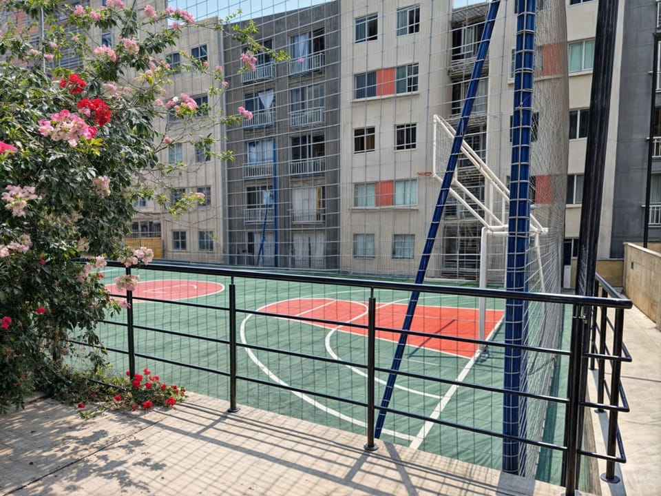 Sport court