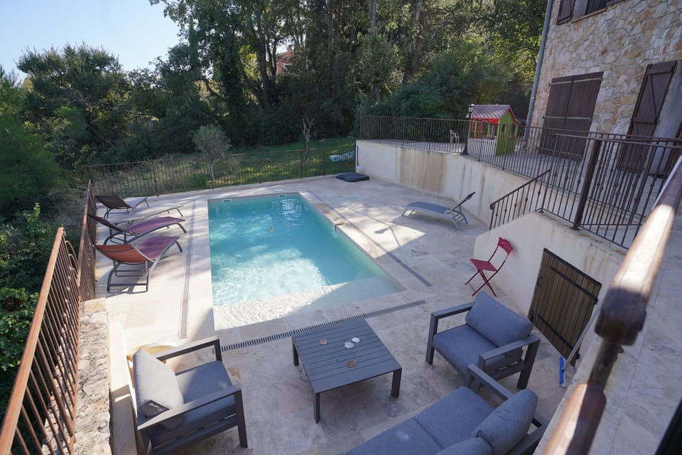 Swimming Pool, Outdoor Furniture, Furniture, Composite Material, Resort, Sunlounger, Chair, Umbrella, Flagstone, Shade